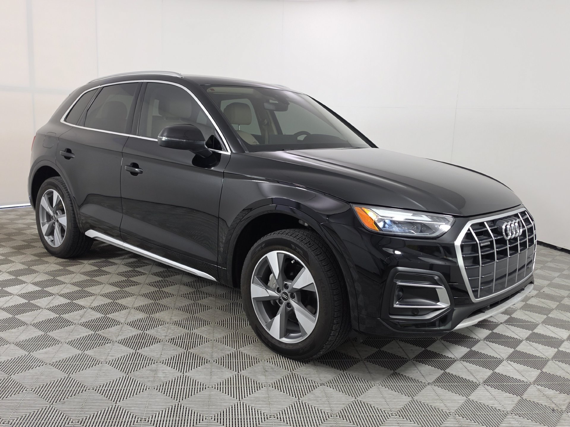 Used 2024 Audi Q5 Premium