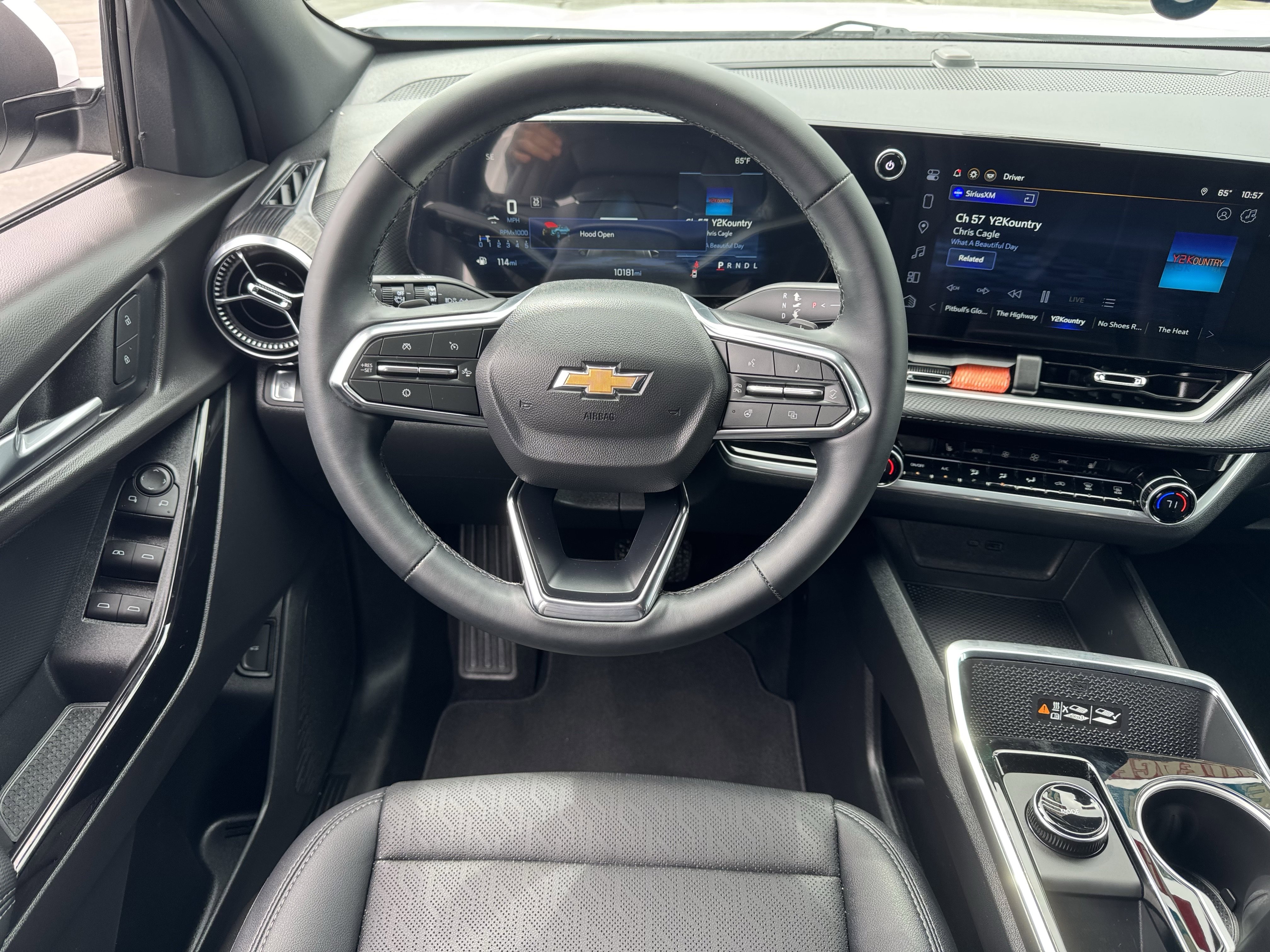 Used 2026 Chevrolet Equinox LT w/ Convenience Package II FWD image 18