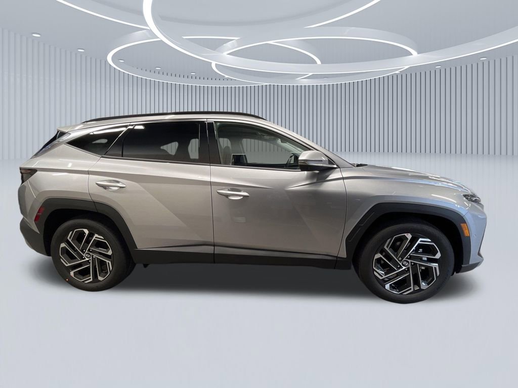 New 2026 Hyundai Tucson Limited FWD image 2