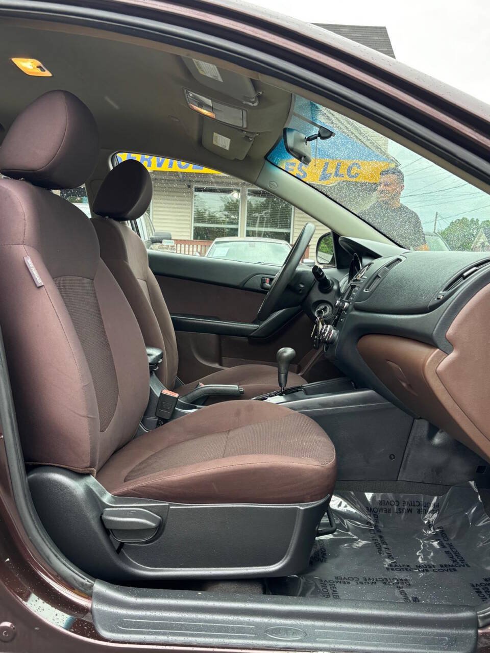 Used 2010 Kia Forte EX FWD image 18