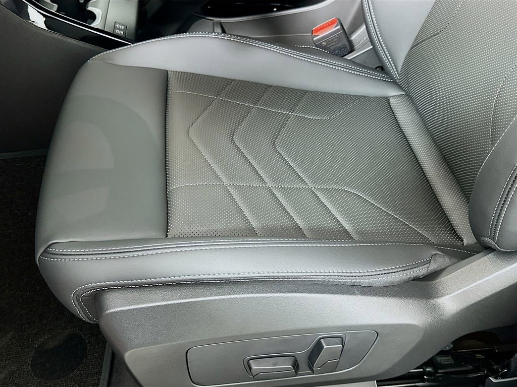 Used 2026 BMW X2 xDrive28i w/ Convenience Package image 21