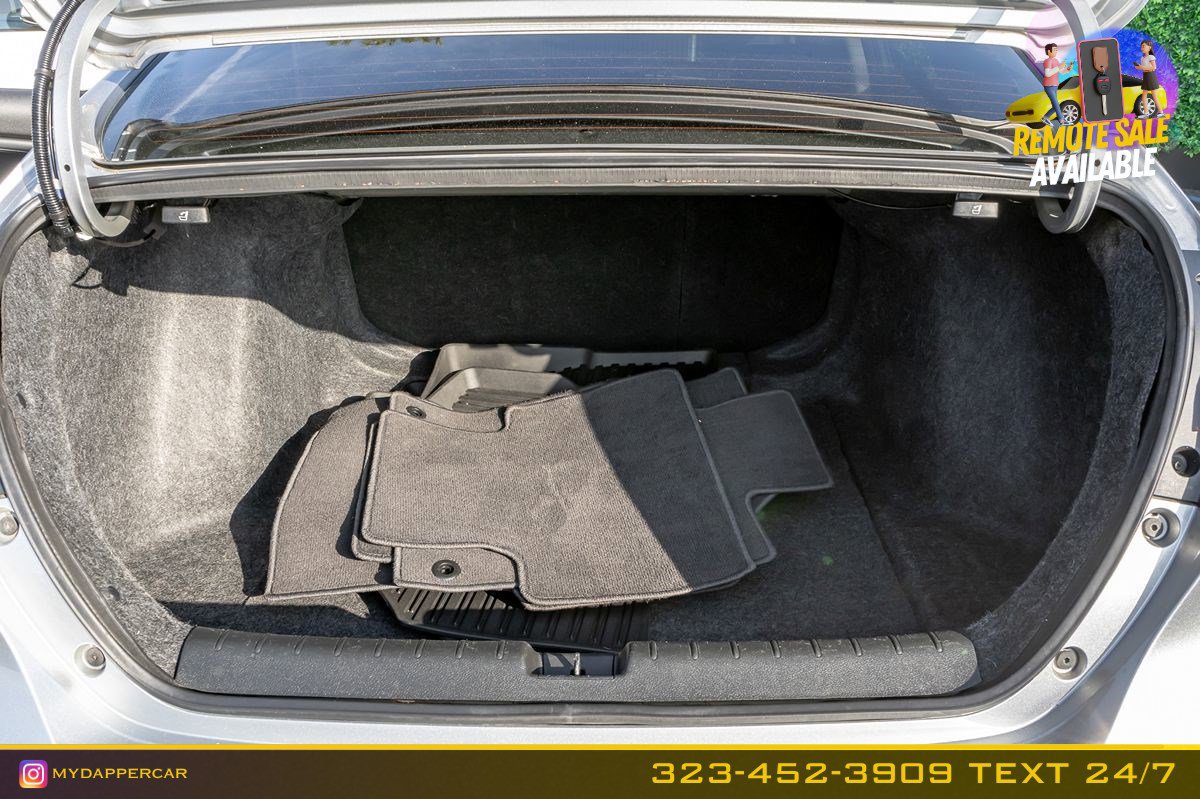 Used 2022 Honda Insight Touring image 18