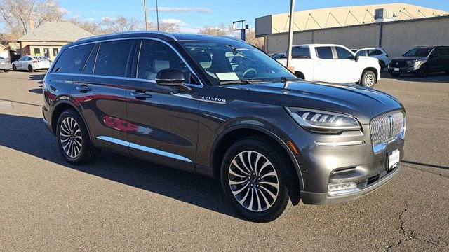 Used 2020 Lincoln Aviator Reserve w/ Equipment Group 201A image 2