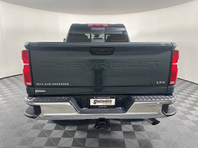 Used 2026 Chevrolet Silverado 2500 LTZ w/ LTZ Convenience Package image 4