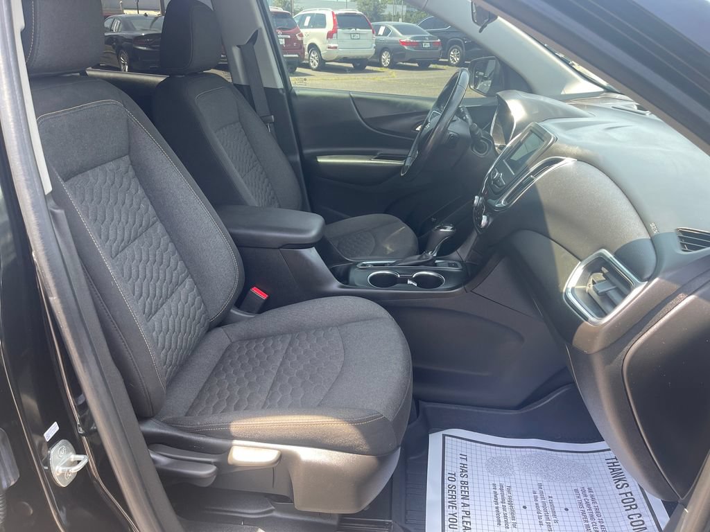 Used 2020 Chevrolet Equinox LT AWD/4WD image 32