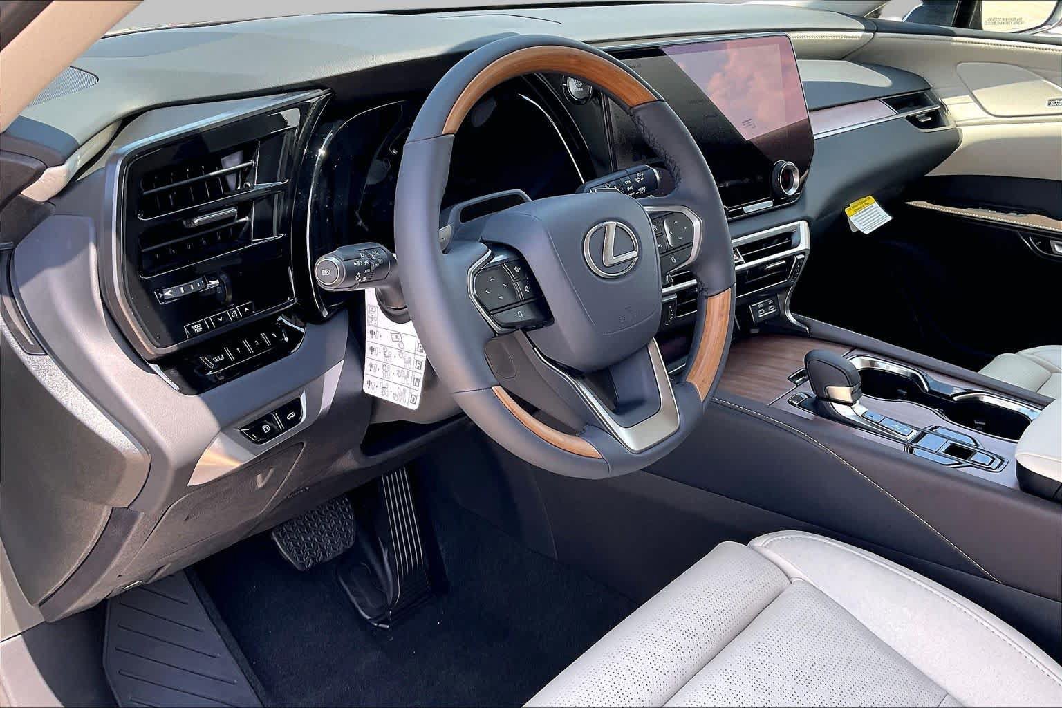 New 2026 Lexus RX 350 FWD w/ Convenience Package image 10