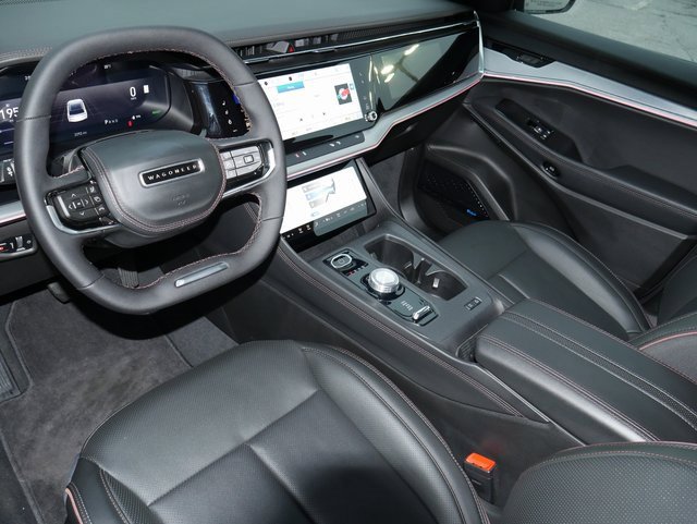 Used 2025 Jeep Wagoneer S Launch Edition image 16