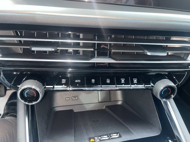 New 2026 Chevrolet Traverse LT w/ Sun and Wheel Package image 29