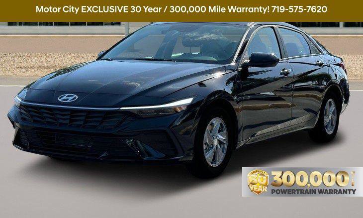 New 2025 Hyundai Elantra SE image 4