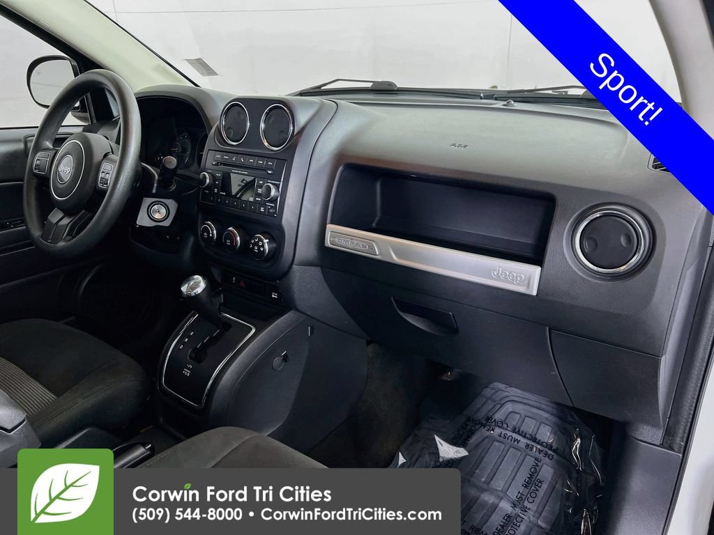 Used 2017 Jeep Compass Sport w/ Power Value Group AWD/4WD image 25