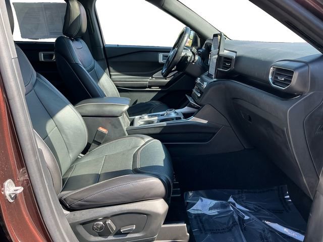 Used 2020 Ford Explorer ST w/ ST High-Performance Pack image 17