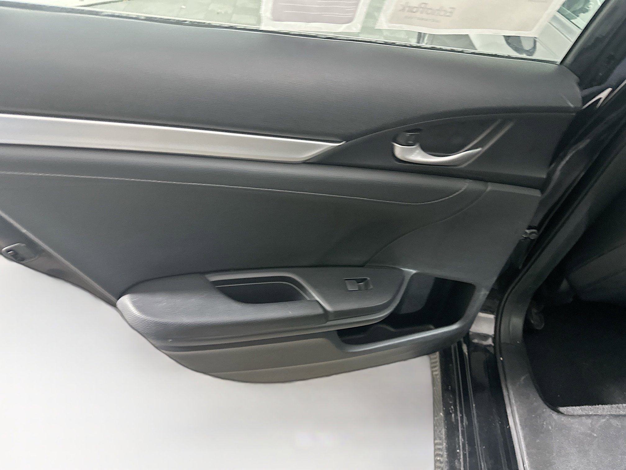 Used 2016 Honda Civic Touring image 27