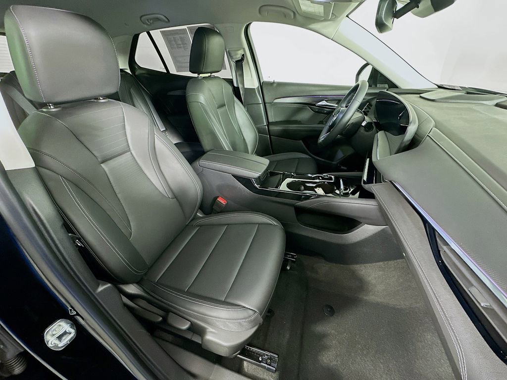Used 2025 Buick Envision Preferred image 35