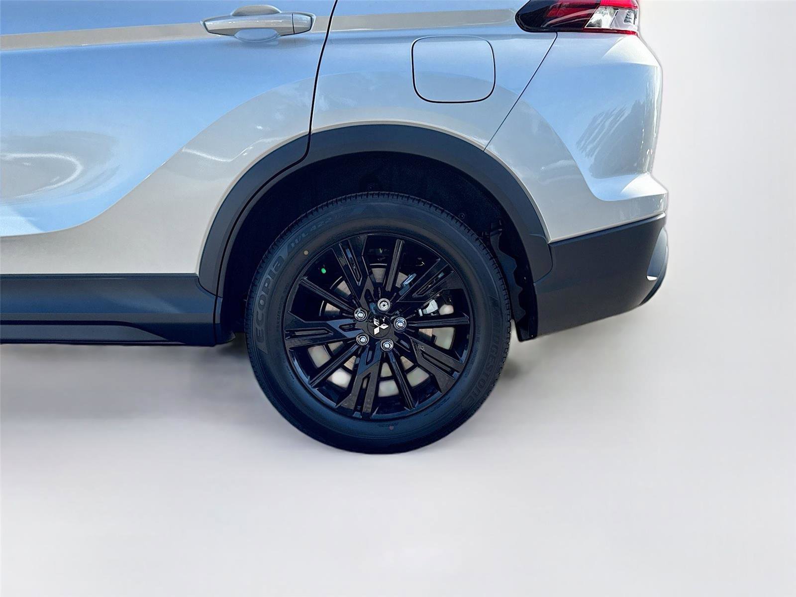 New 2026 Mitsubishi Eclipse Cross LE AWD/4WD image 28