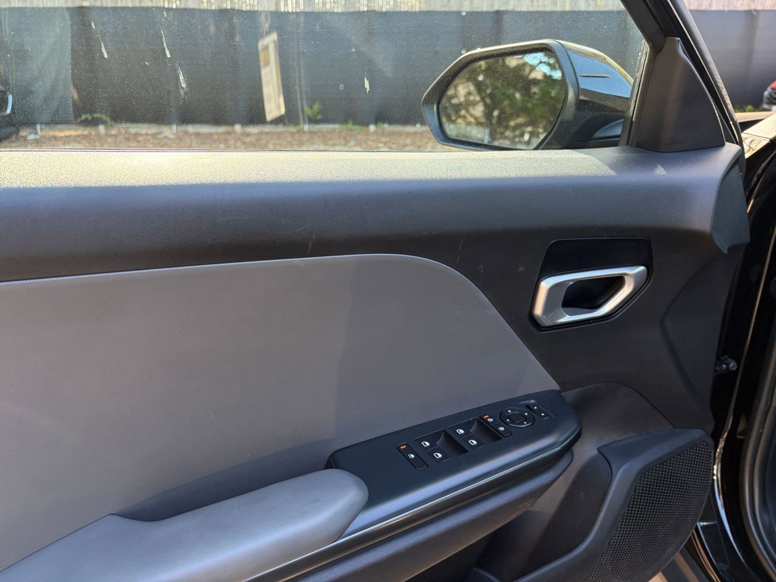 Used 2025 Kia K4 FWD image 18