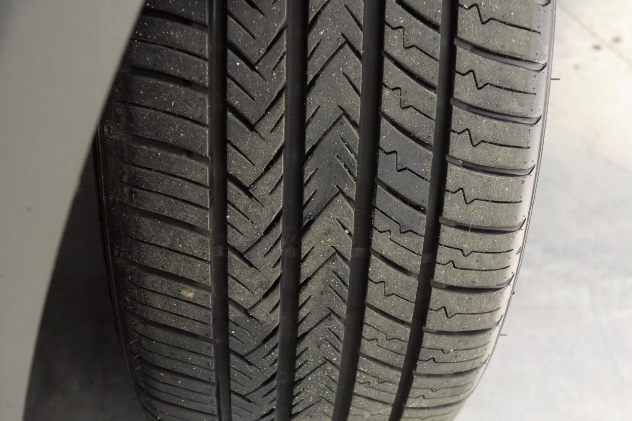 Used 2015 Lincoln MKC AWD w/ Equipment Group 102A Reserve image 34