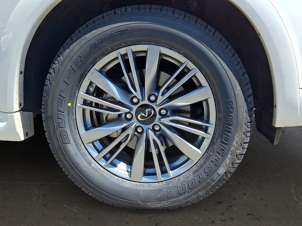 Used 2022 INFINITI QX80 Luxe w/ Cargo Package AWD/4WD image 9