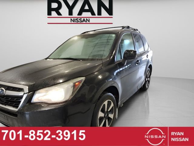 Used 2017 Subaru Forester 2.5i Premium w/ All-Weather Package image 2