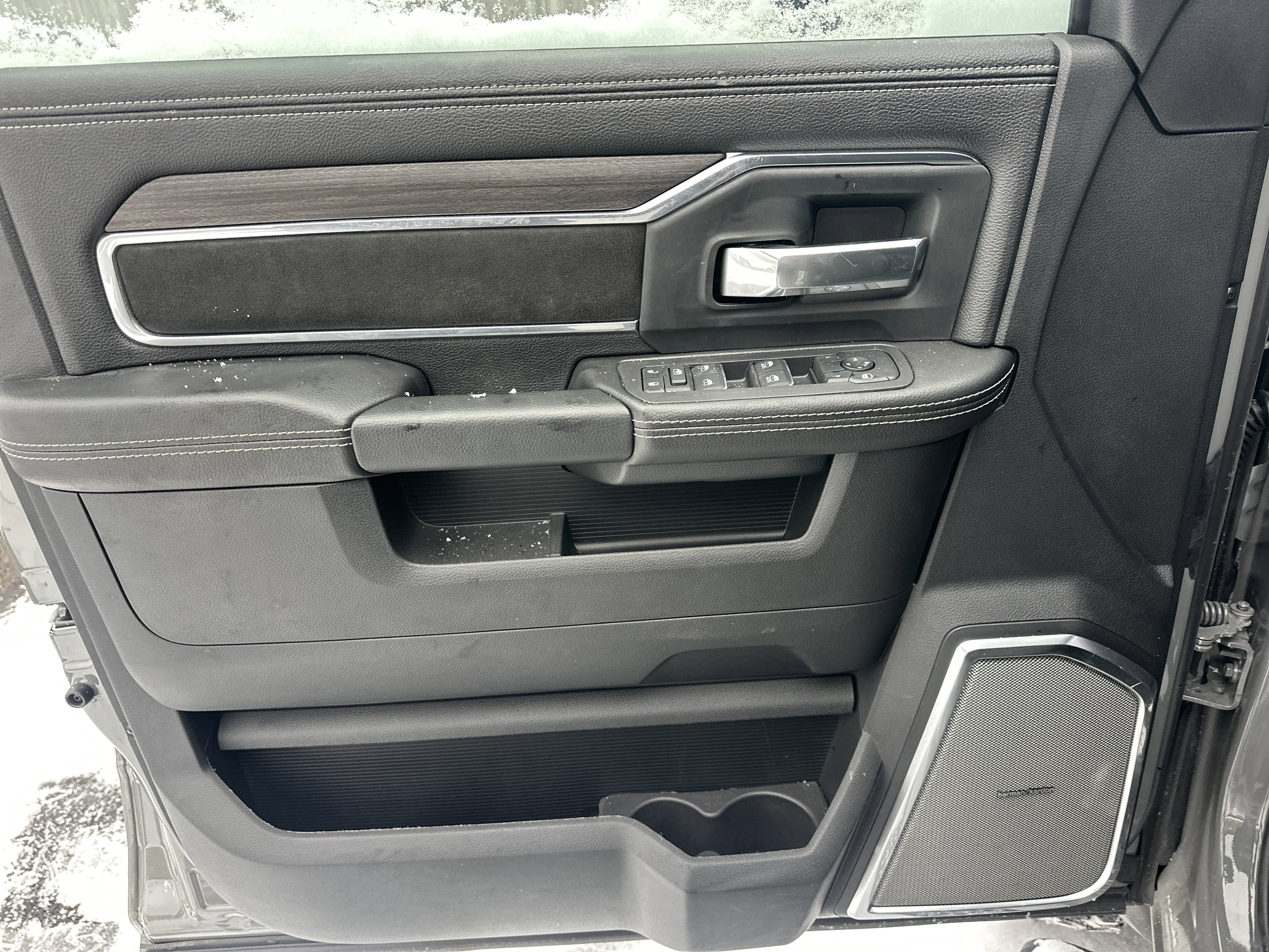 New 2026 RAM 5500 Laramie w/ Laramie Trim Package image 28