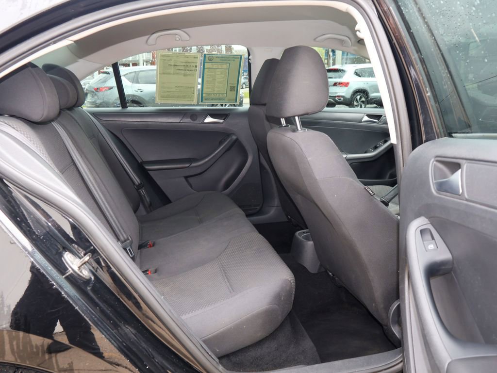 Used 2013 Volkswagen Jetta S image 23