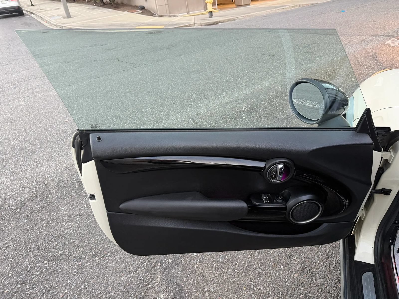 Used 2015 MINI Cooper S FWD image 17