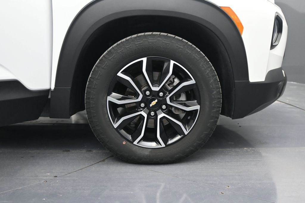 Used 2023 Chevrolet TrailBlazer ACTIV FWD image 35