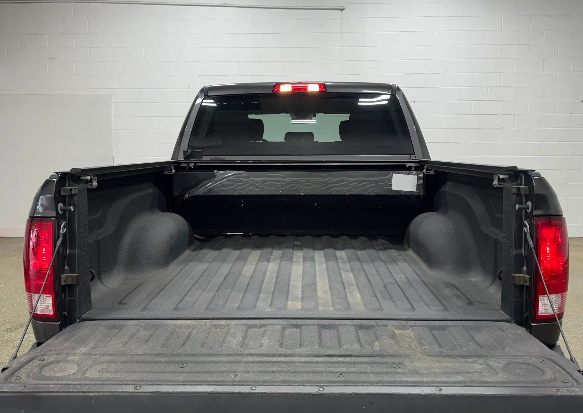 Used 2018 RAM 1500 Express w/ Express Value Package AWD/4WD image 7