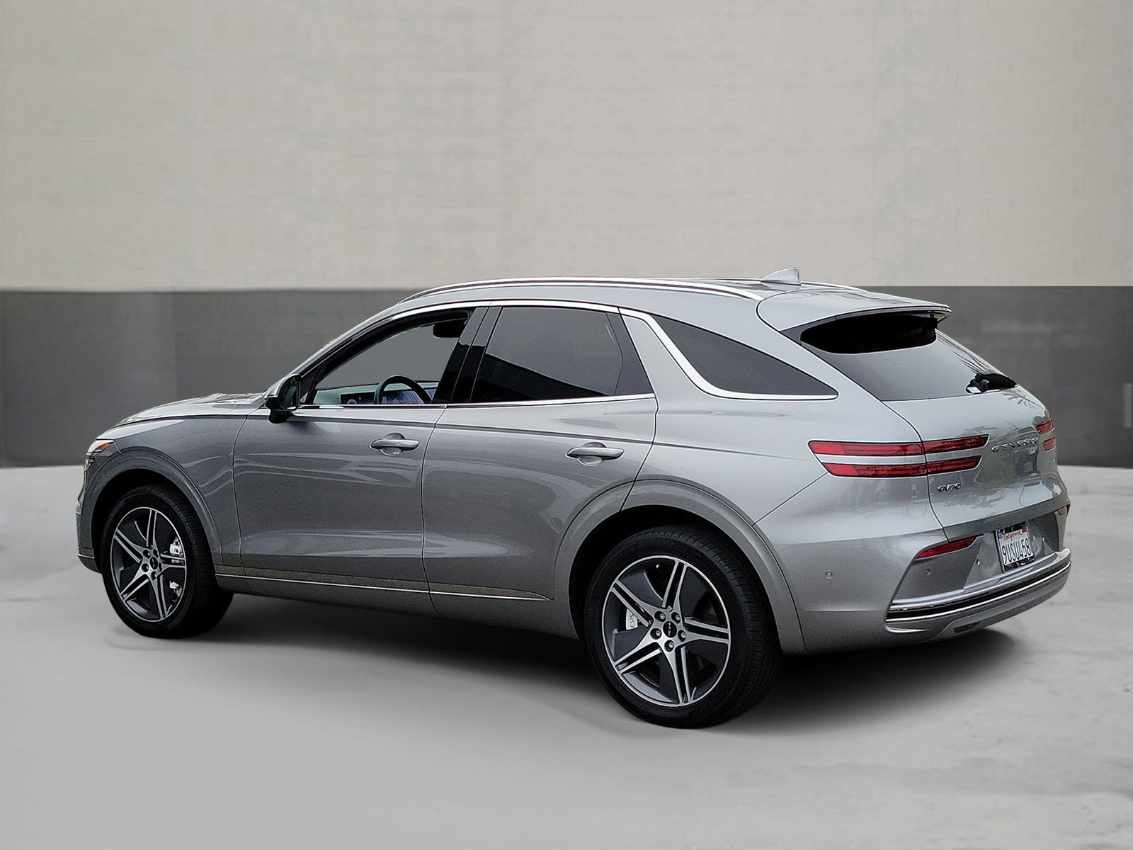 Certified 2026 Genesis Electrified GV70 Prestige AWD/4WD image 4