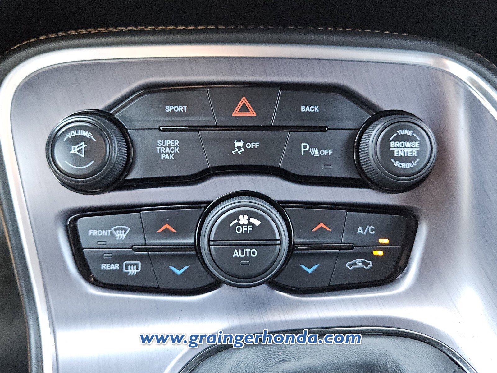 Used 2016 Dodge Challenger R/T Plus image 16