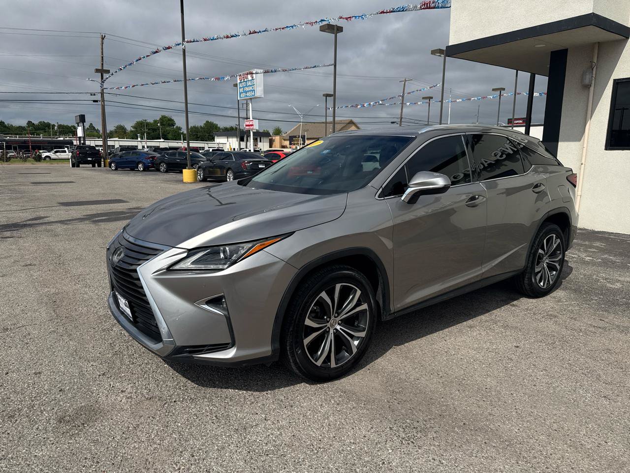 Used 2017 Lexus RX 350 FWD w/ Premium Package image 2