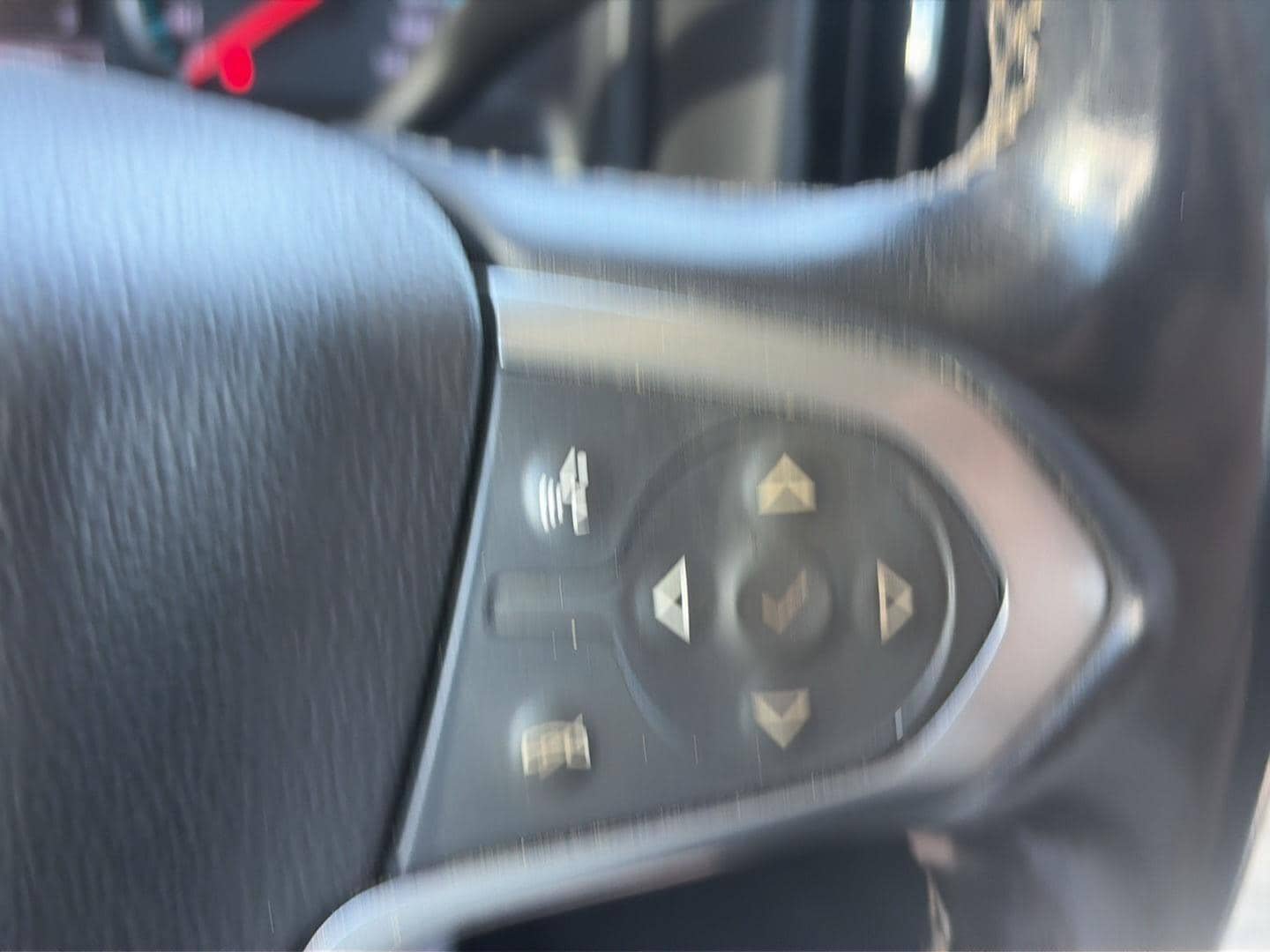 Used 2019 Chevrolet Silverado 2500 LT w/ LT Convenience Package AWD/4WD image 13