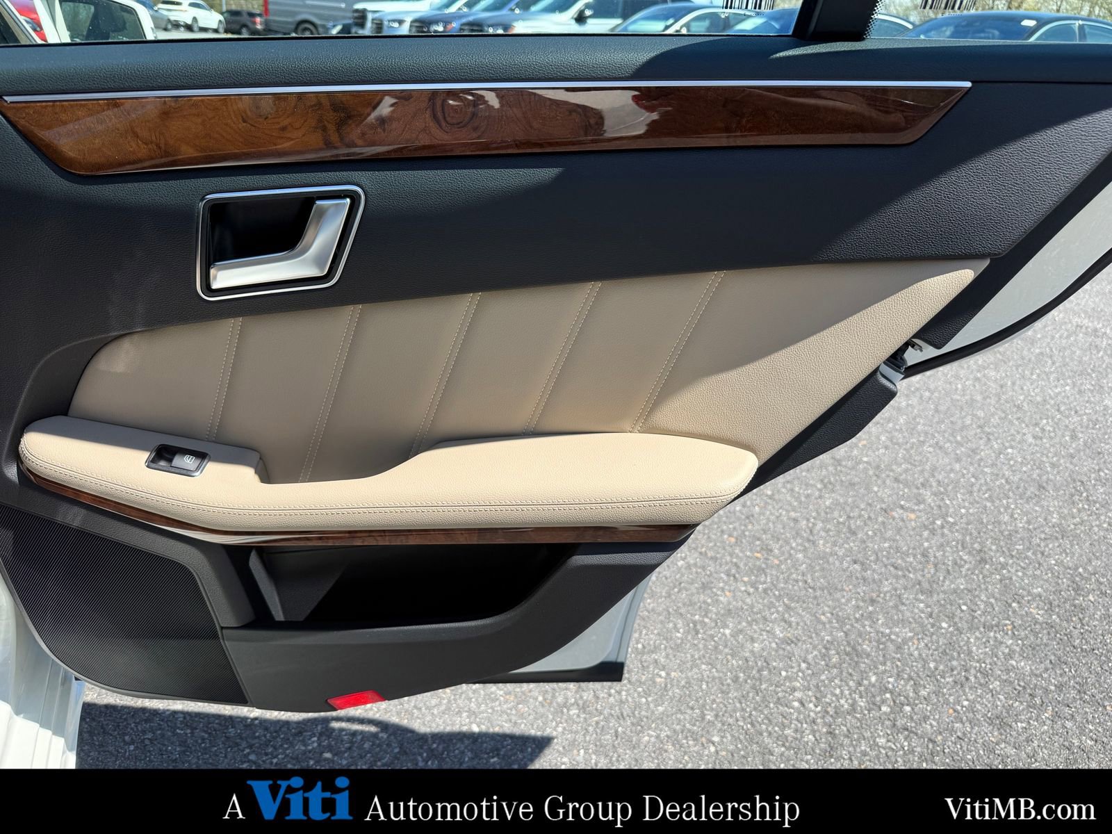 Used 2012 Mercedes-Benz E 350 4MATIC Sedan image 25