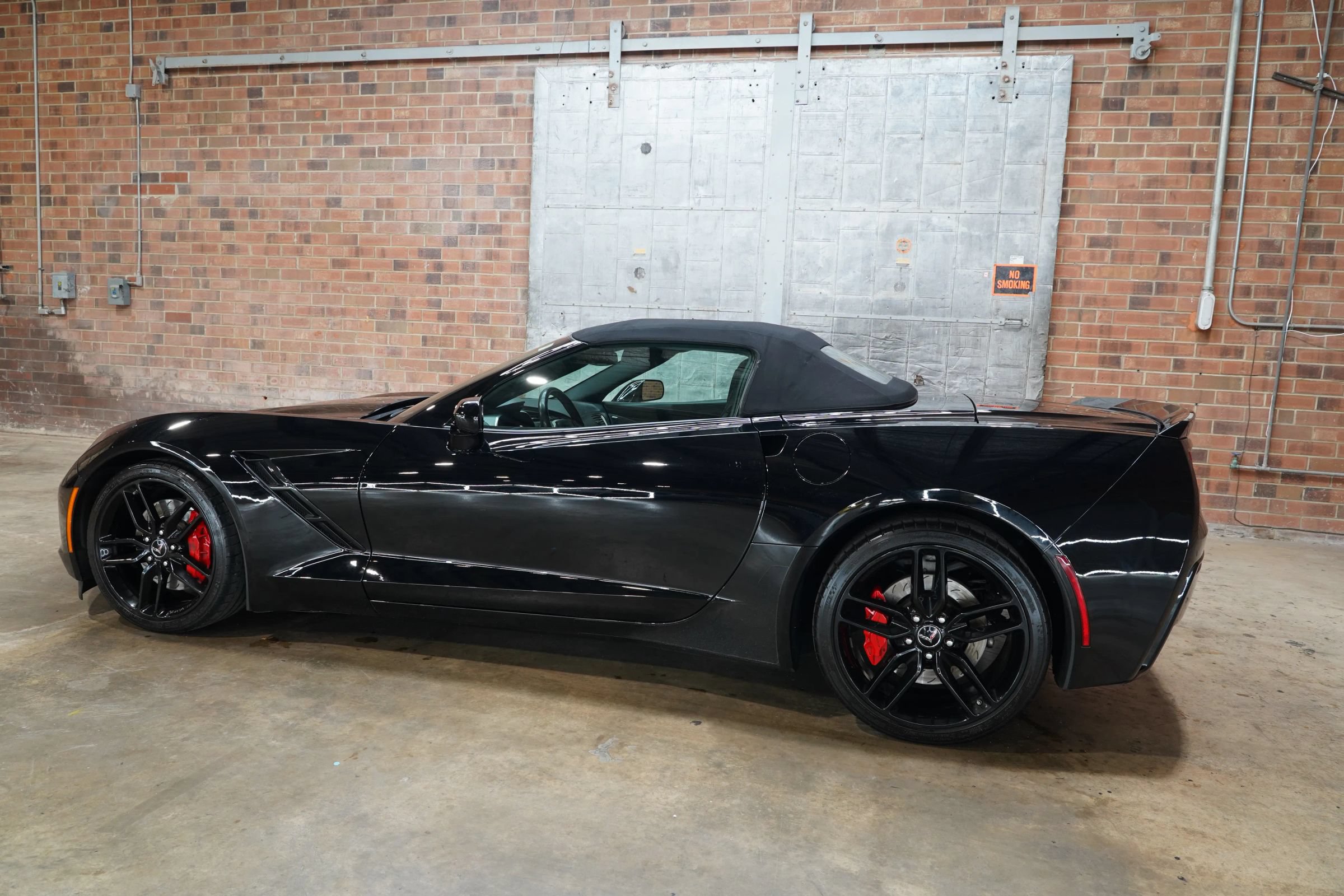 Used 2014 Chevrolet Corvette Stingray Convertible w/ 3LT Preferred Equipment Group RWD image 10