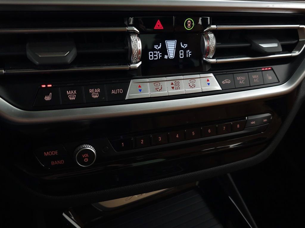 Used 2024 BMW X3 xDrive30i w/ Convenience Package image 33