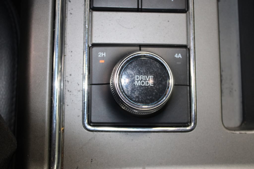 Used 2019 Ford Expedition XLT w/ Equipment Group 201A AWD/4WD image 44