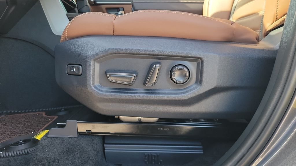 New 2026 Toyota Tundra 1794 Edition AWD/4WD image 16