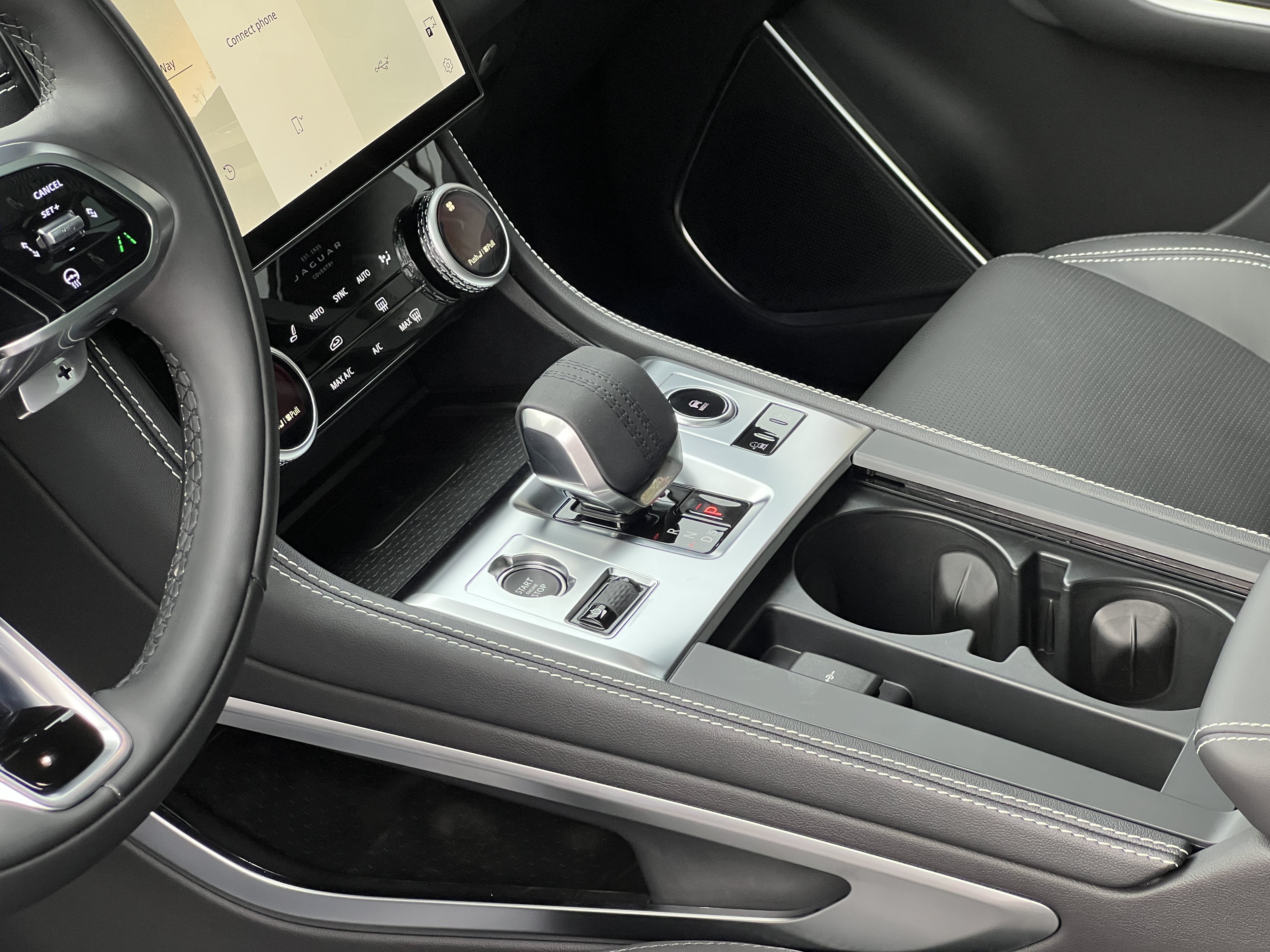 New 2026 Jaguar F-PACE R-Dynamic S AWD/4WD image 24