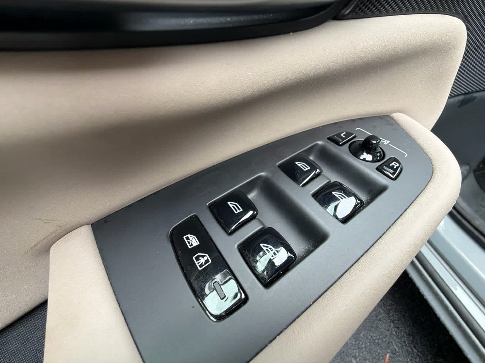 Used 2026 Volvo XC90 B6 Plus AWD/4WD image 26