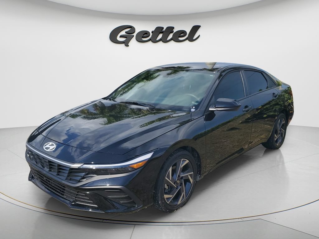Used 2025 Hyundai Elantra Sport w/ Cargo Package FWD video 1