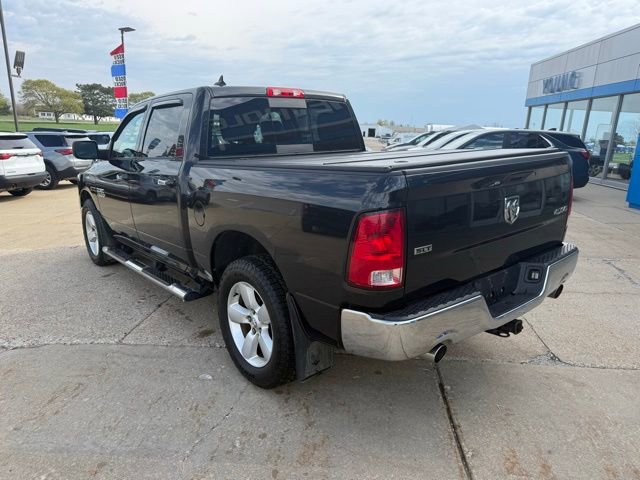 Used 2018 RAM 1500 Classic SLT w/ SLT Plus D￩cor Group AWD/4WD image 3