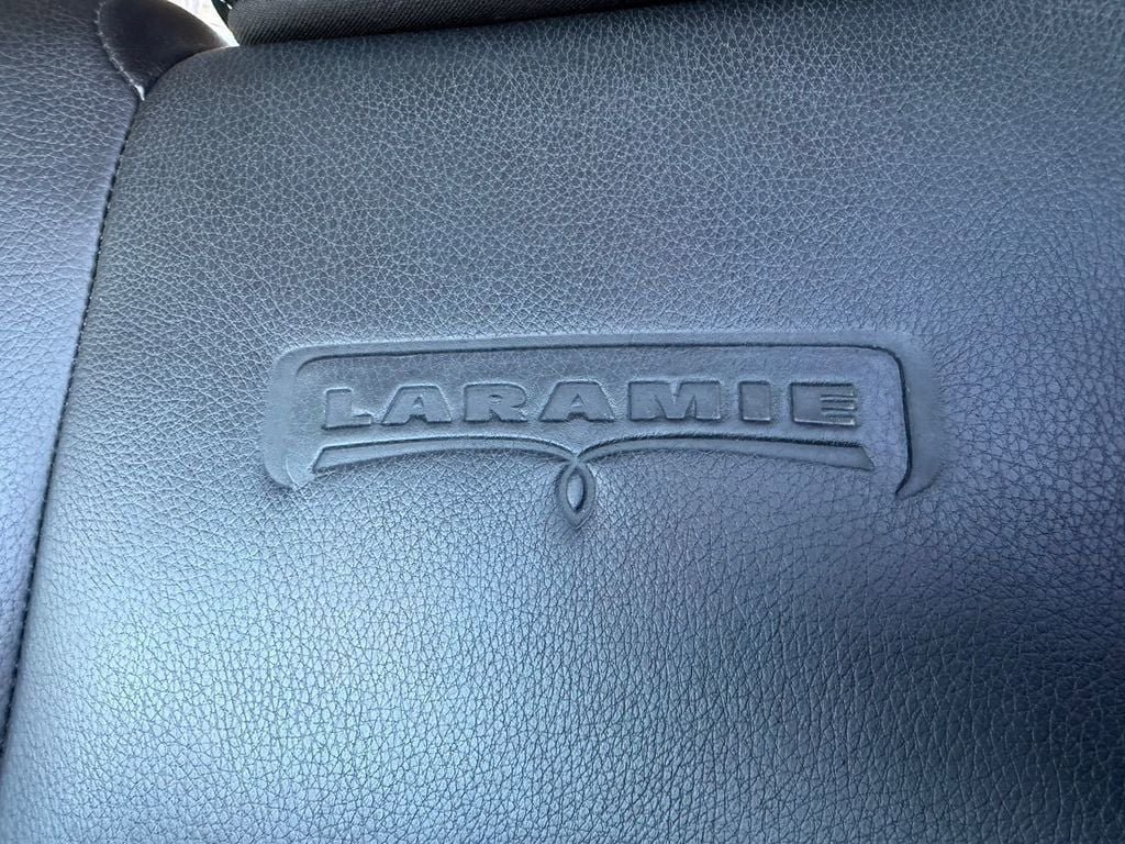 Used 2017 RAM 5500 Laramie AWD/4WD image 7