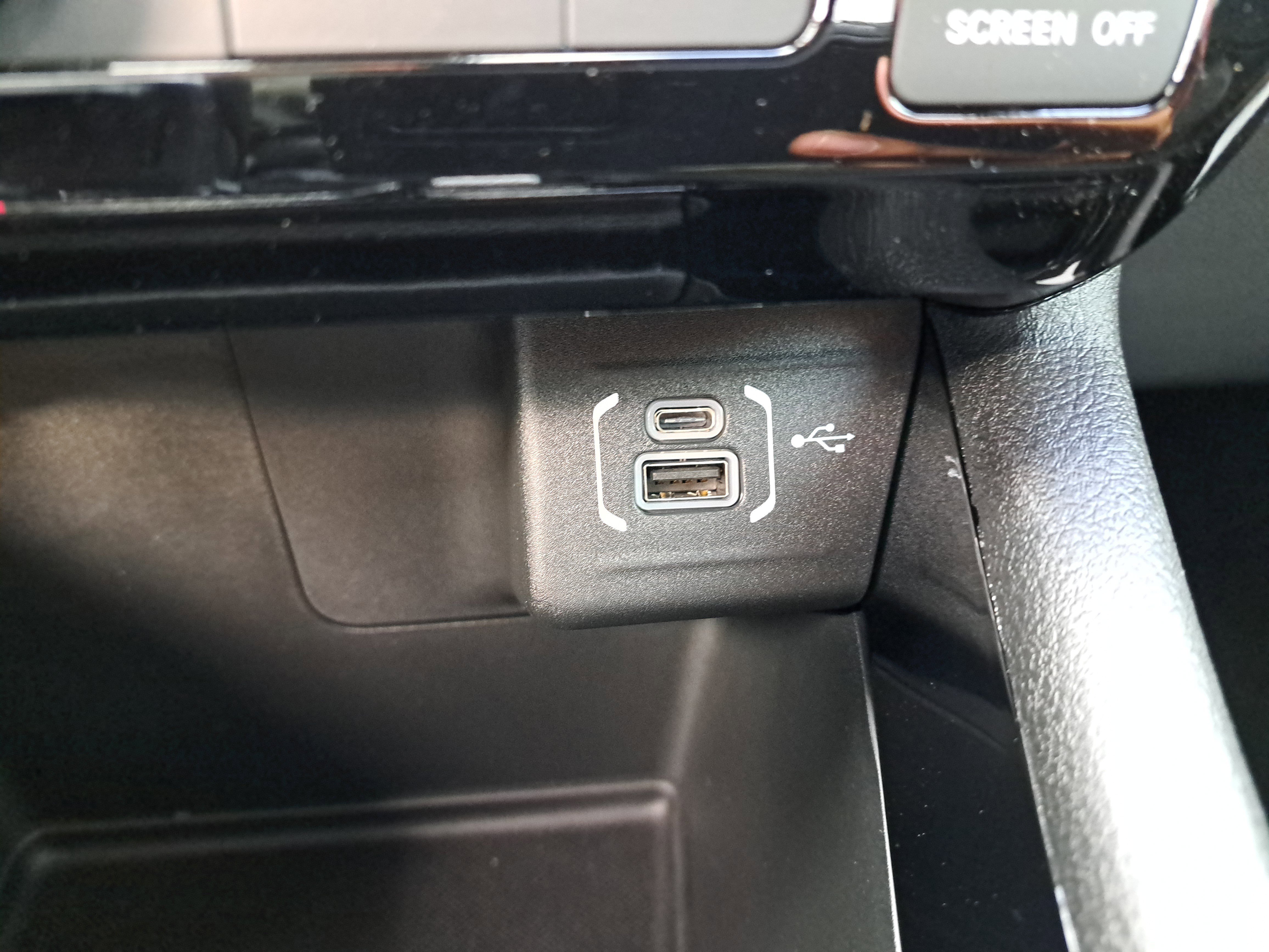 New 2026 Jeep Compass Latitude image 15