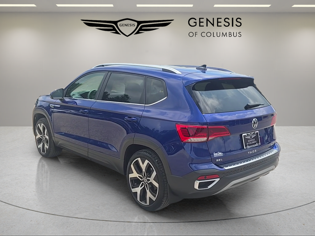 Used 2023 Volkswagen Taos SEL AWD/4WD image 3
