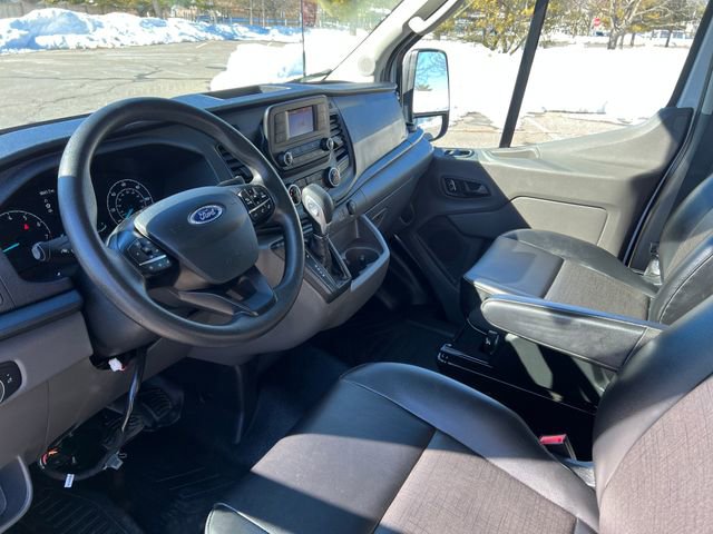 Used 2025 Ford Transit 250 148 Medium Roof image 19