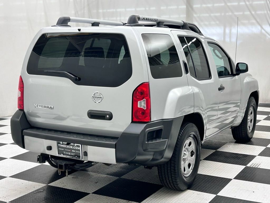 Used 2012 Nissan Xterra X image 7