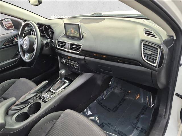 Used 2016 MAZDA MAZDA3 i Touring w/ Popular Equipment Package FWD image 21