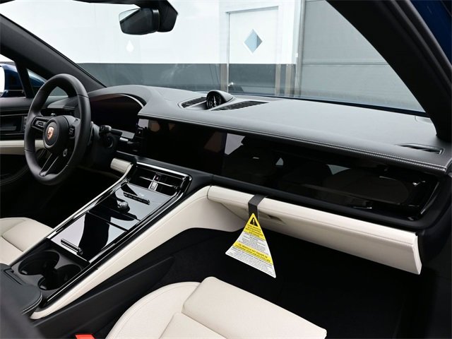 New 2026 Porsche Panamera image 19