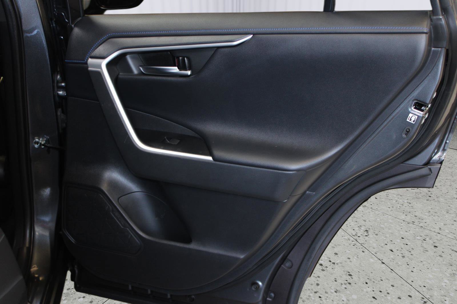 Used 2020 Toyota RAV4 XSE AWD/4WD image 41