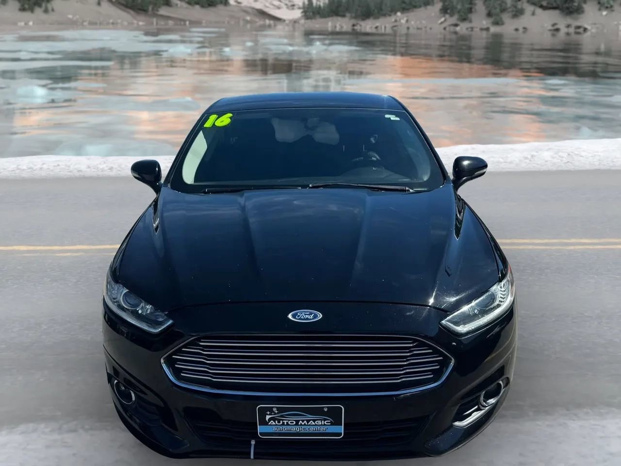 Used 2016 Ford Fusion SE w/ Equipment Group 202A FWD image 8