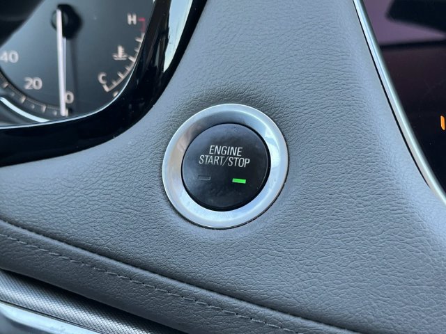 Certified 2021 Cadillac XT5 Premium Luxury FWD image 35